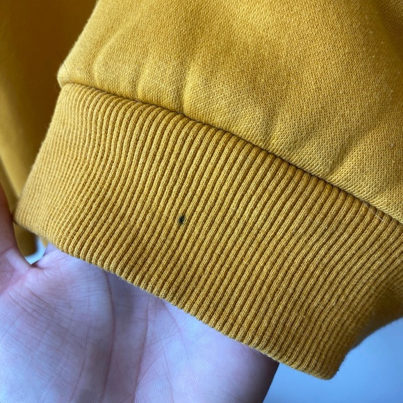 Medium Buff Bunny Mustard‎ Yellow Skull Floral Graphic Crewneck Sweatshirt - Picture 3 of 4